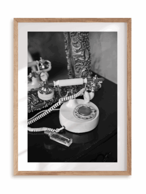 Plakat Retro telefon w ramie drewnianej