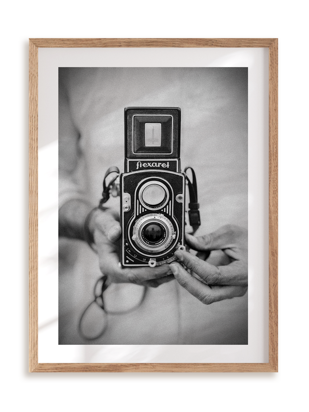 Plakat Vintage camera w ramie drewnianej